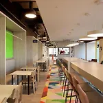 Hampton By Hilton Centre Hotel 3*