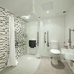 Hampton By Hilton Centre 3*