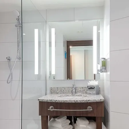 Hampton By Hilton Centre Отель Лидс