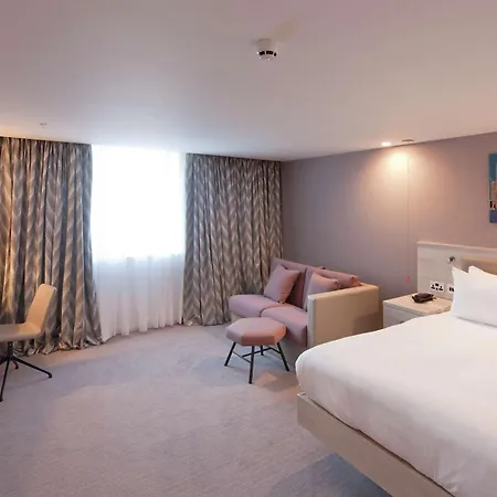 Hampton By Hilton Centre
