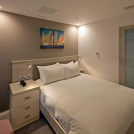 Hampton By Hilton Centre Hotel