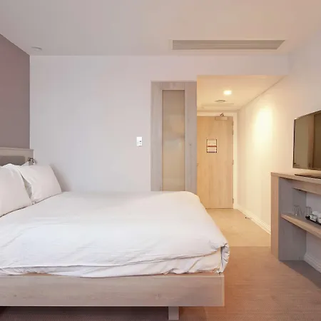 Hampton By Hilton Centre Hotel