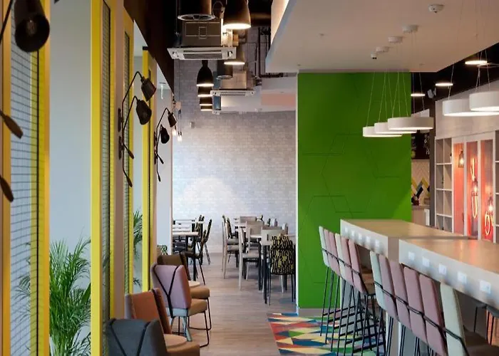 Hampton By Hilton Centre Hotel 3*